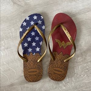 Havaianas Wonder Woman- size 39-40/ 9 US